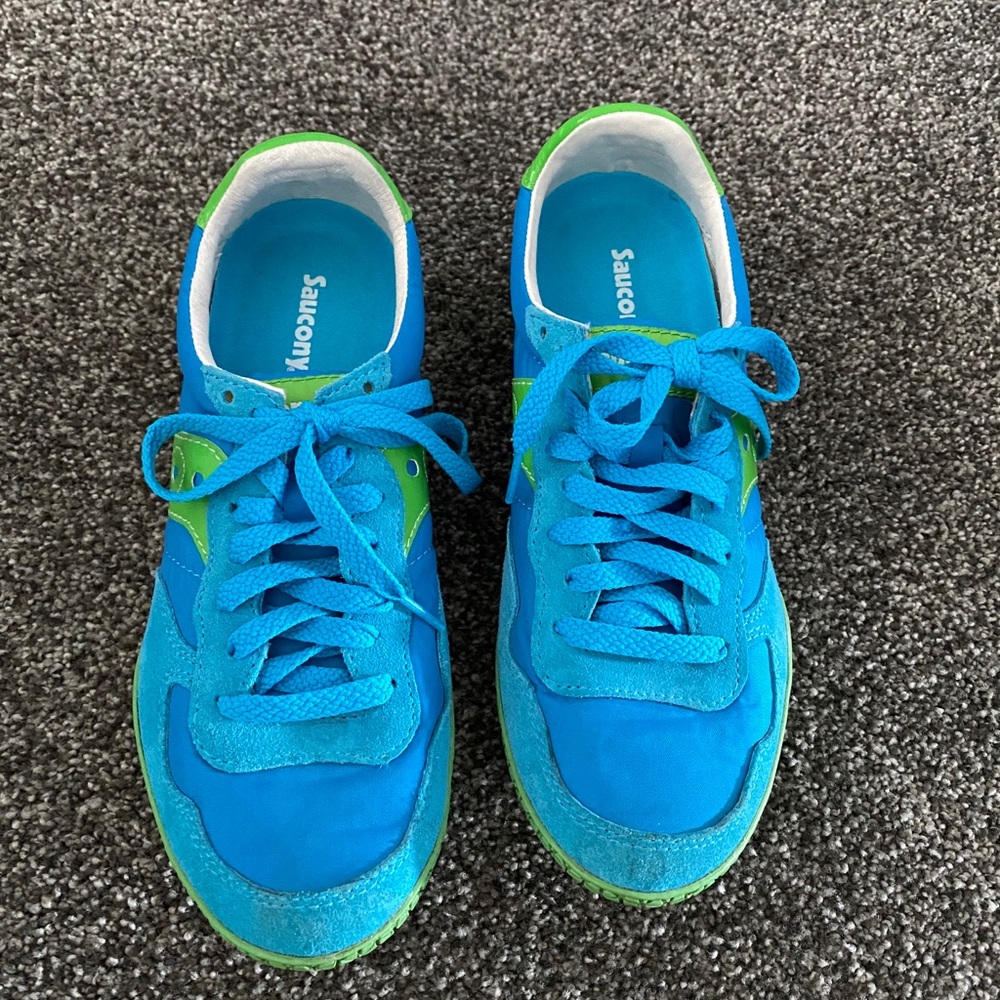 Saucony low profile sneakers